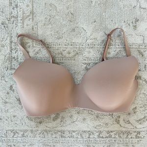 Victoria’s Secret Wireless T Shirt Bra 38D